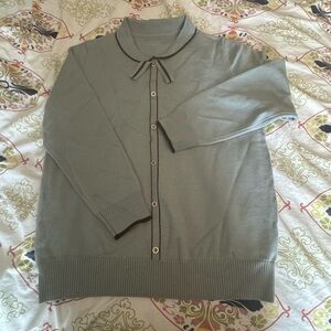 NWOT blue/gray sweater with collar, size XL